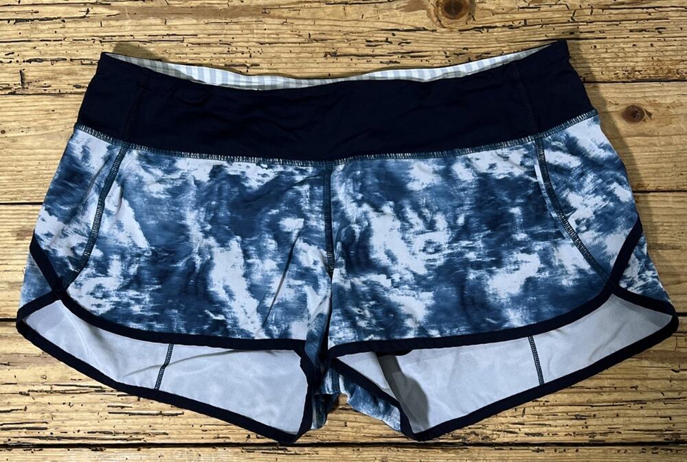 Lululemon Run Women So 10 Seaside Silver Fox Alberta Lake Naval Blue Speed Short
